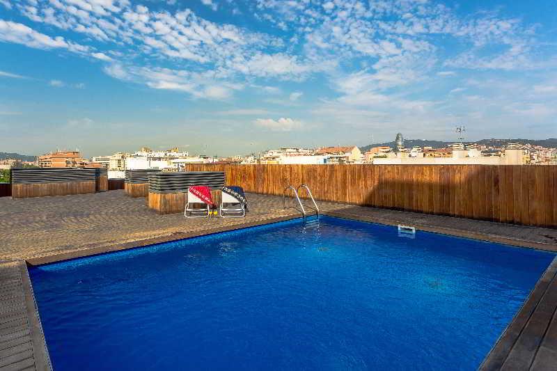 Around Mistral Pool Apartment *