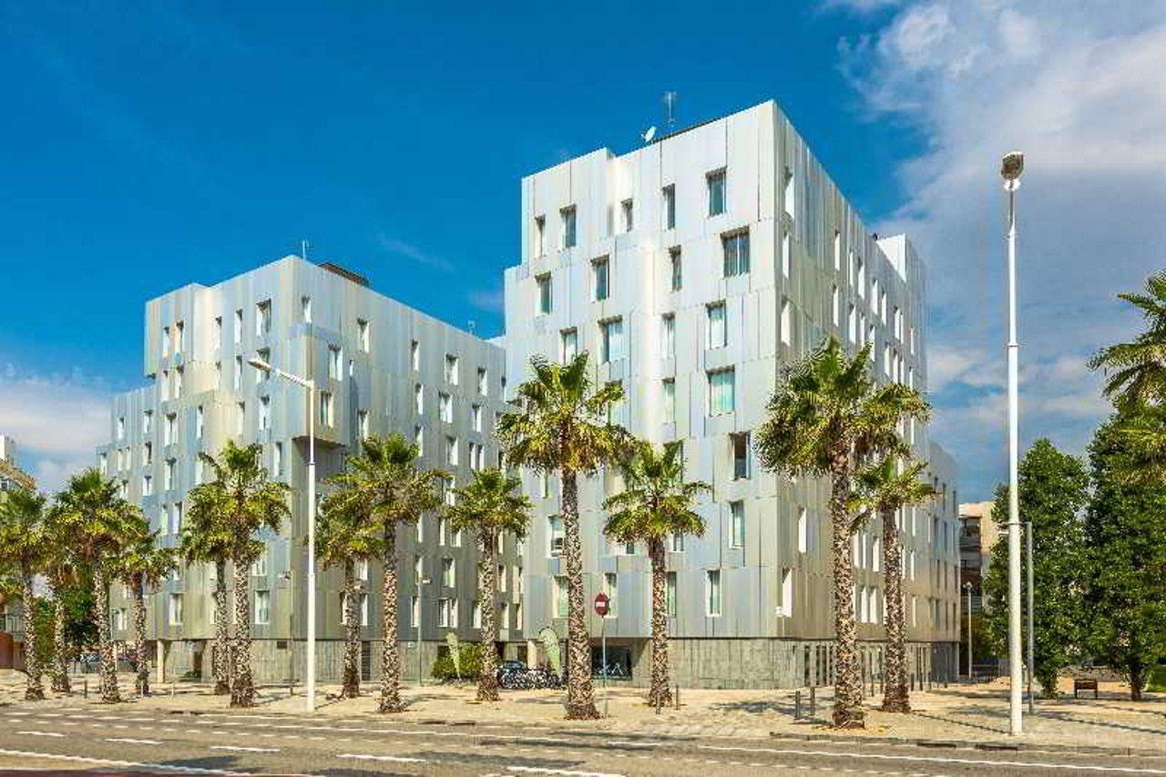 Apartment Around Mistral Pool Barcelona
