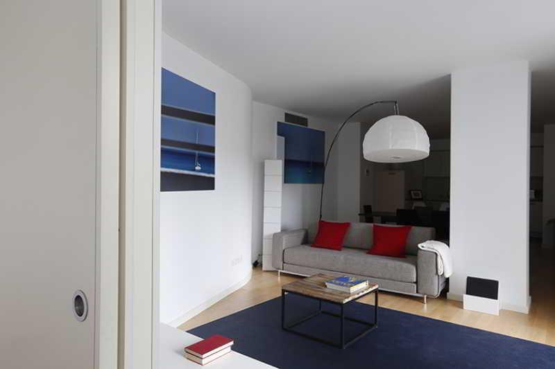 Apartment Around Mistral Pool Barcelona
